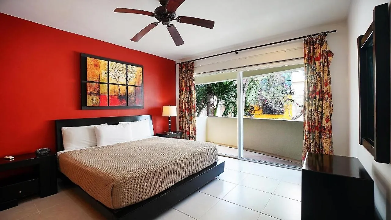 Meridian 107 Condo Playa del Carmen Mexiko