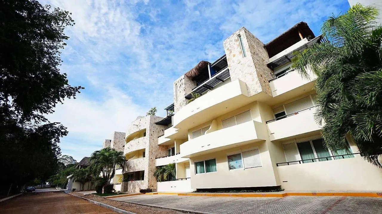 Meridian 107 Condo Playa del Carmen Mexiko
